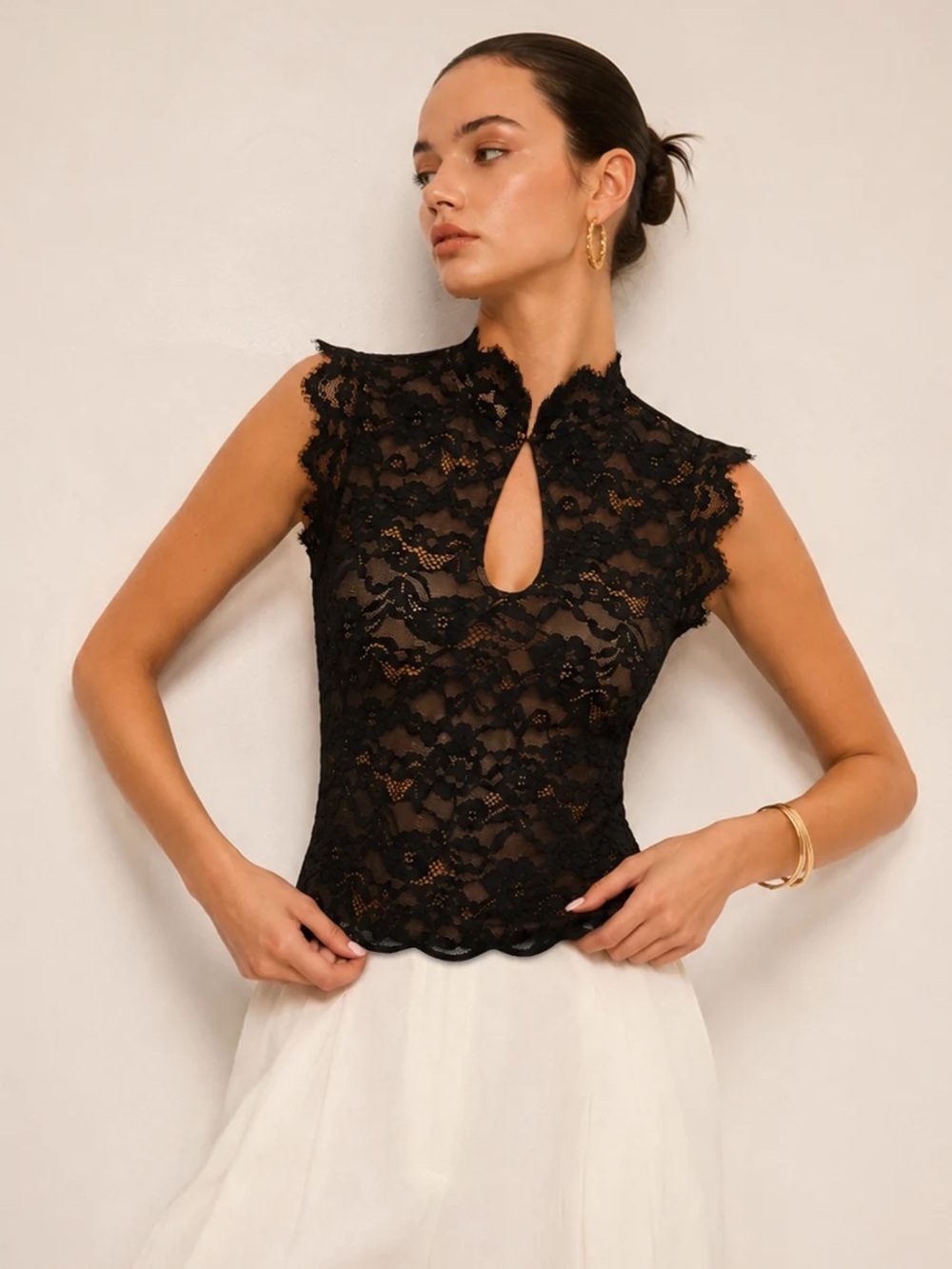 Commense Keyhole Neck Lace Sleeveless Top